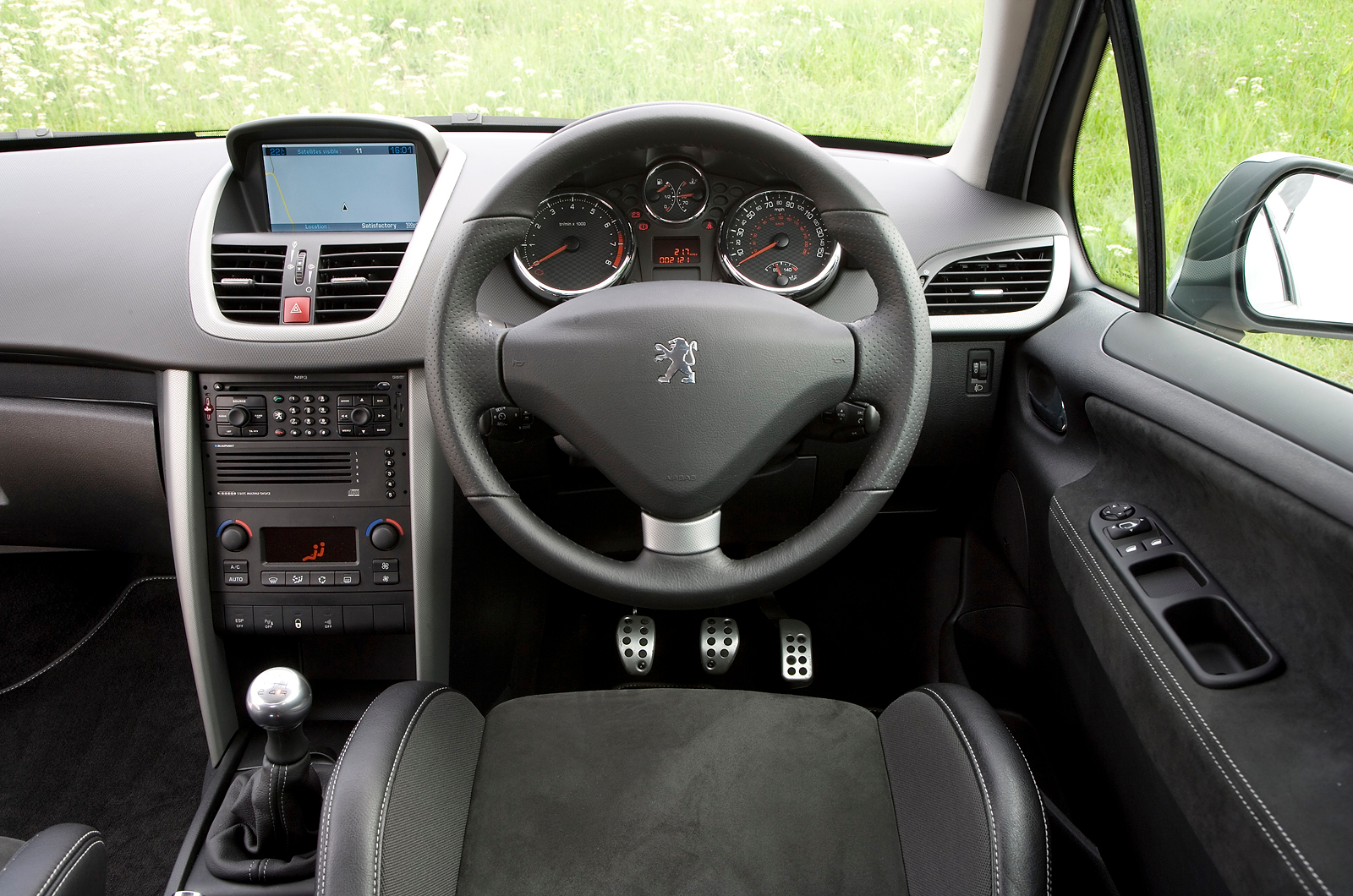 Peugeot 207 dashboard