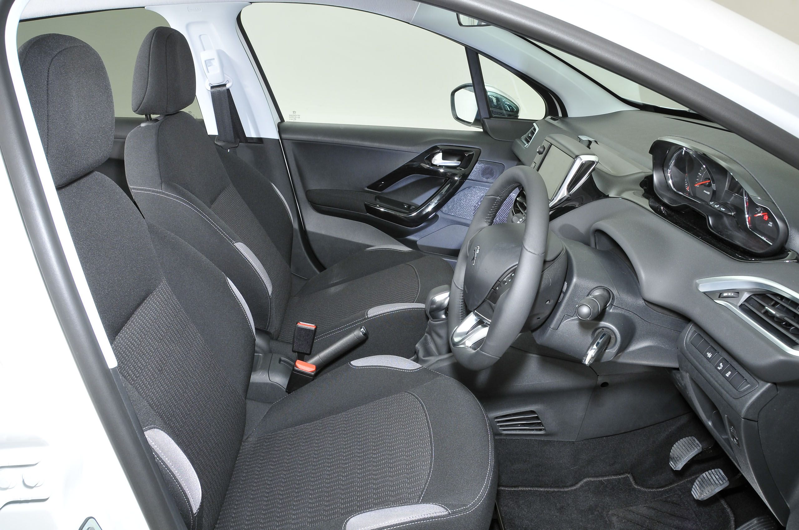 Peugeot 208 interior