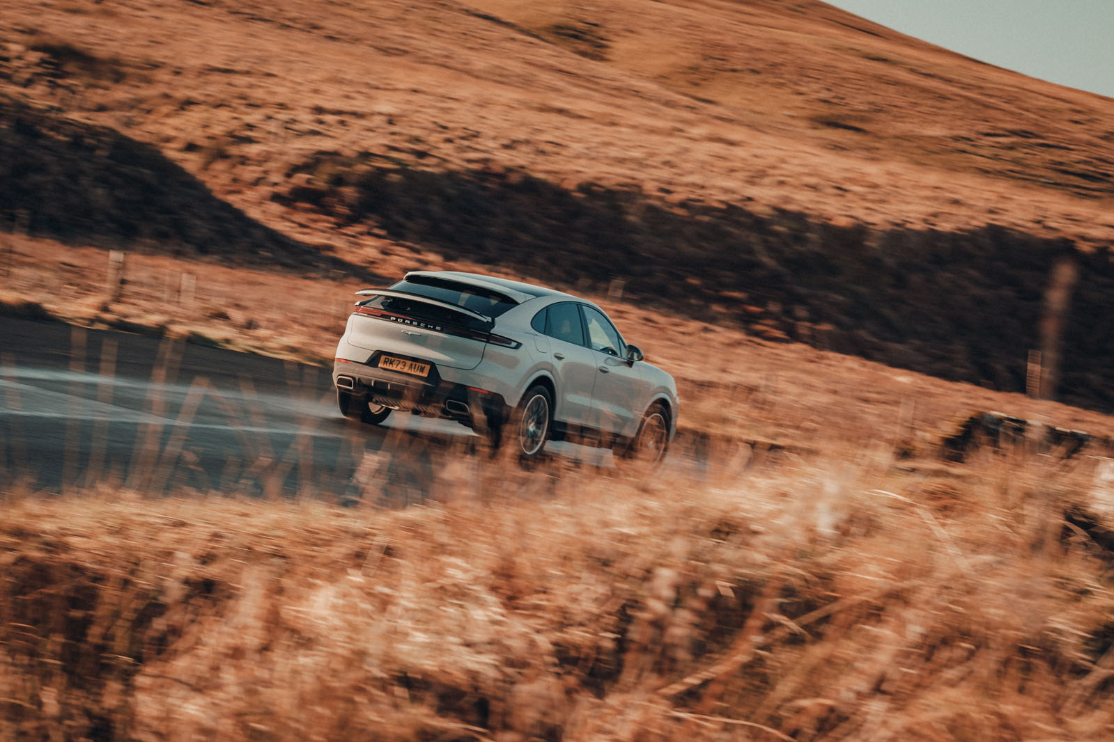 porsche cayenne e hybrid coupe review 2024 13 panning rear porsche cayenne e hybrid coupe review 2024 13 panning rear