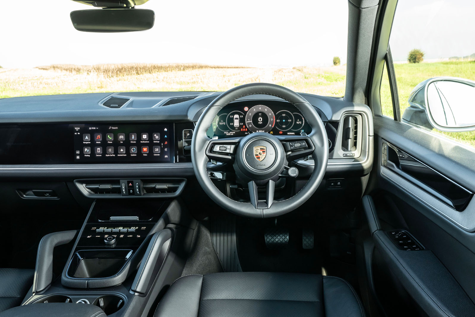 porsche cayenne review 2023 09 dash