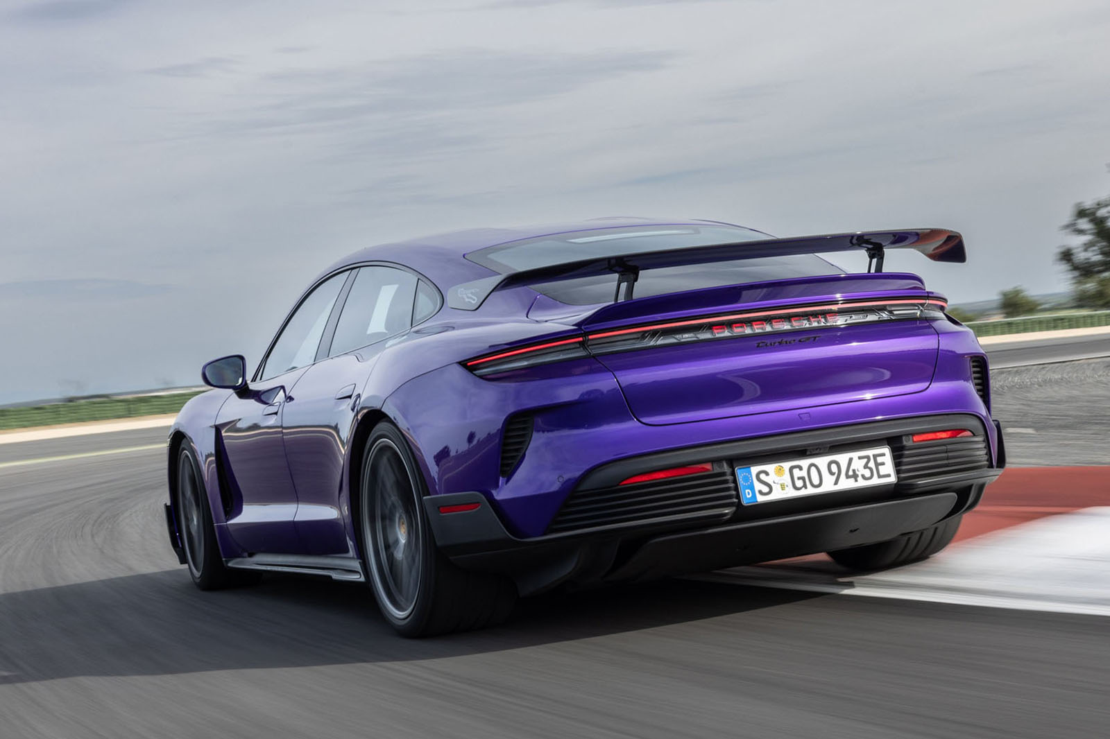 porsche taycan turbo gt review 2024 18 rear tracking