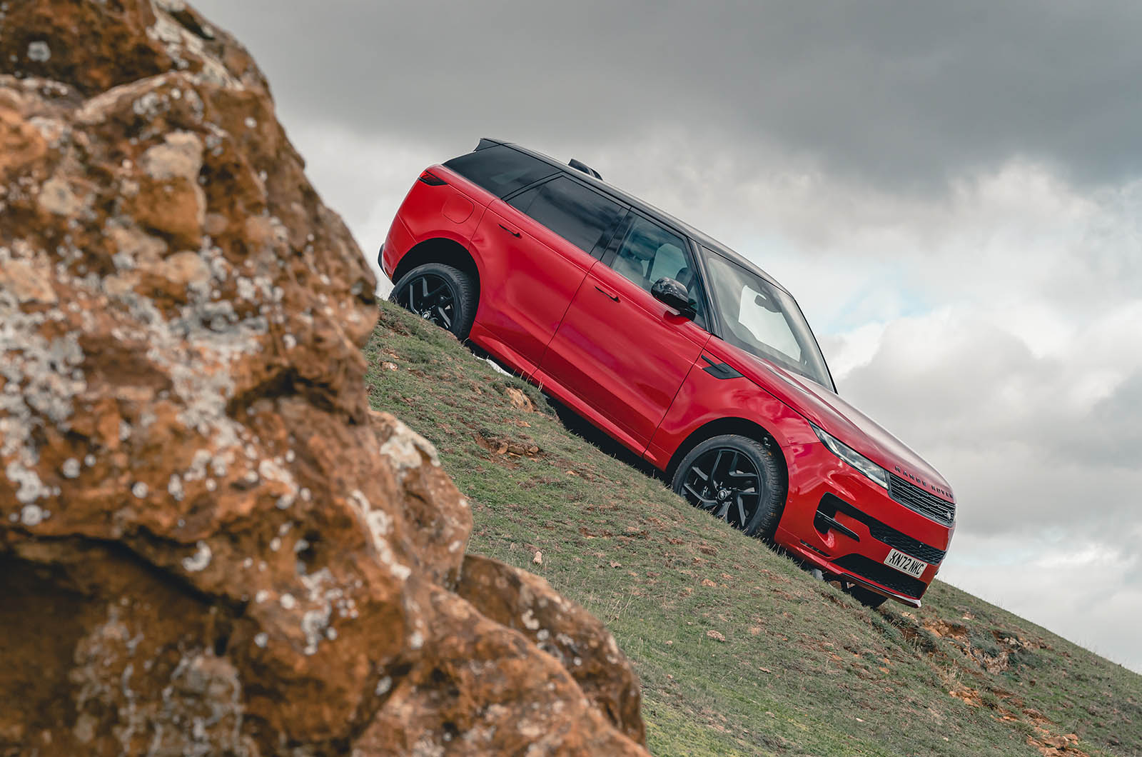 Range Rover Sport D300 static