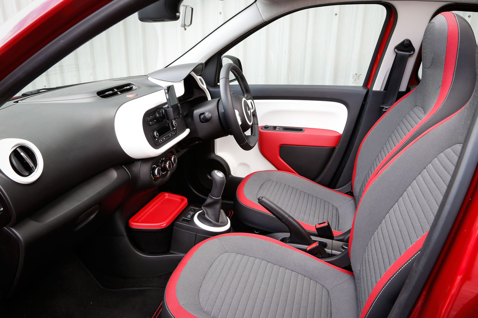 renault twingo isofix