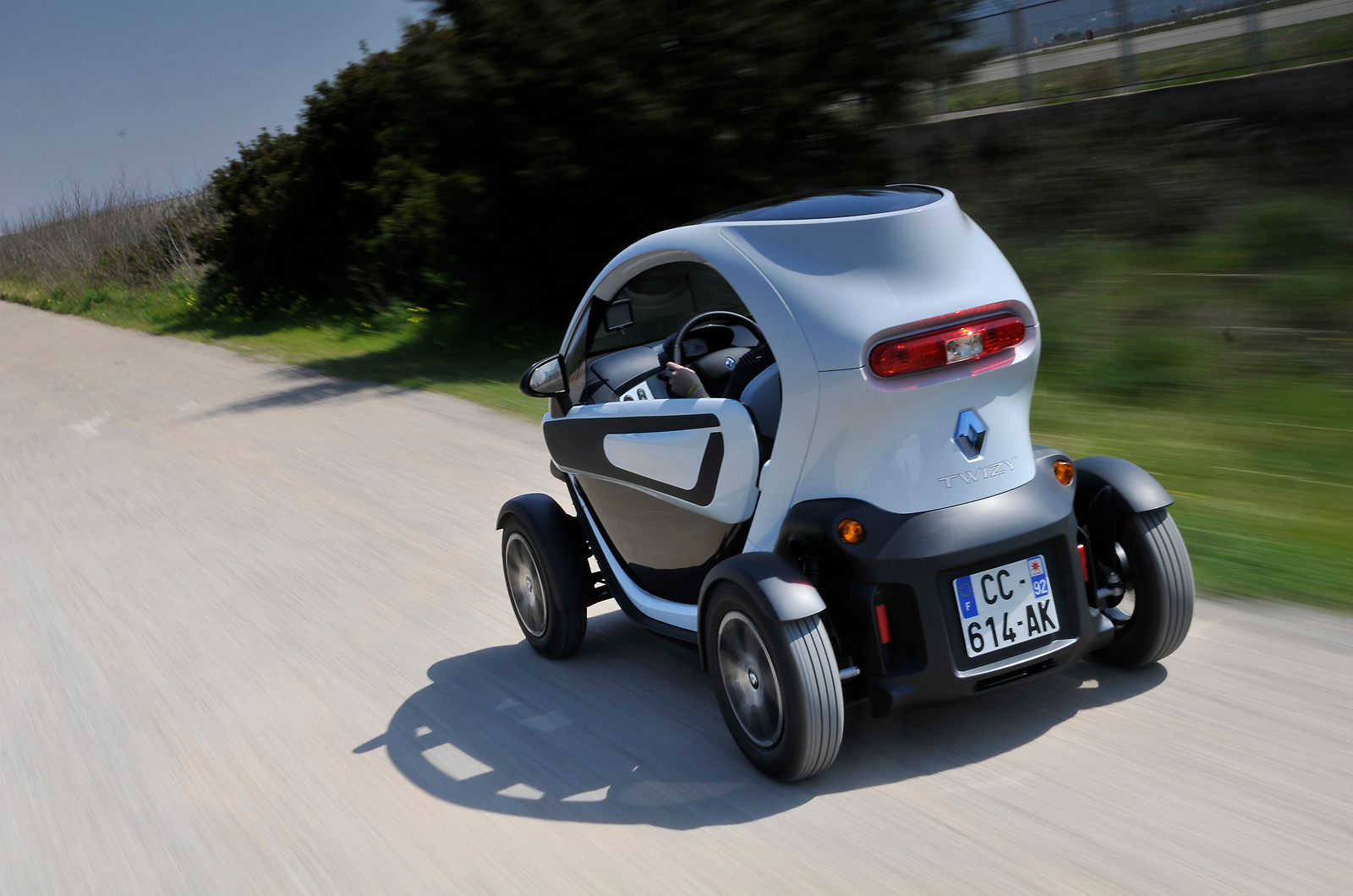 Renault Twizy rear quarter