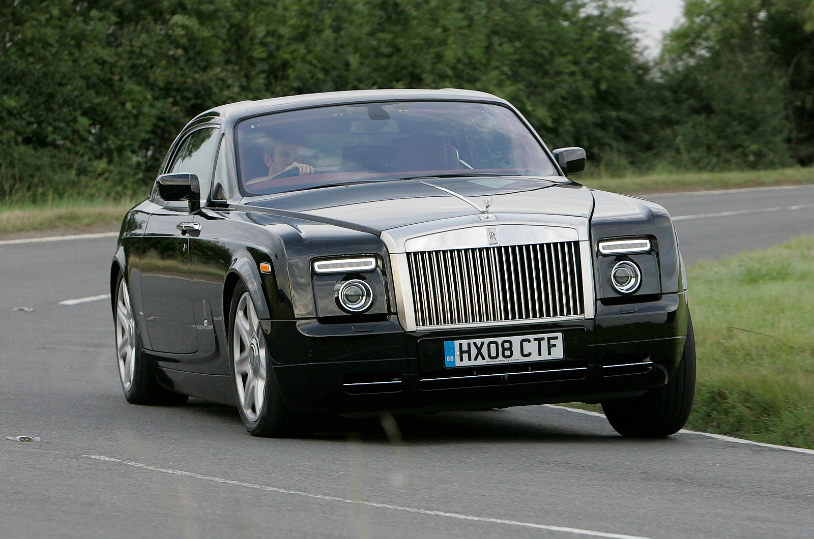 Rolls-Royce Phantom Coupé cornering