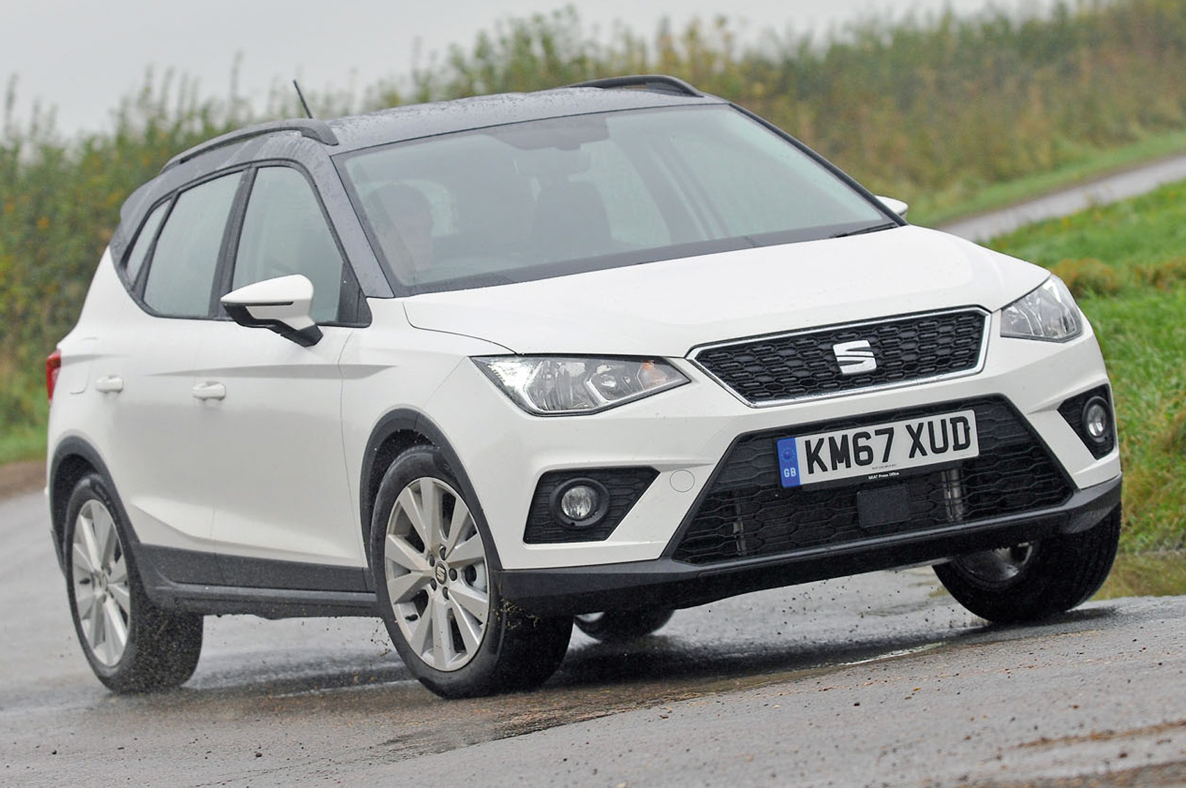 Seat Arona Review (2024)