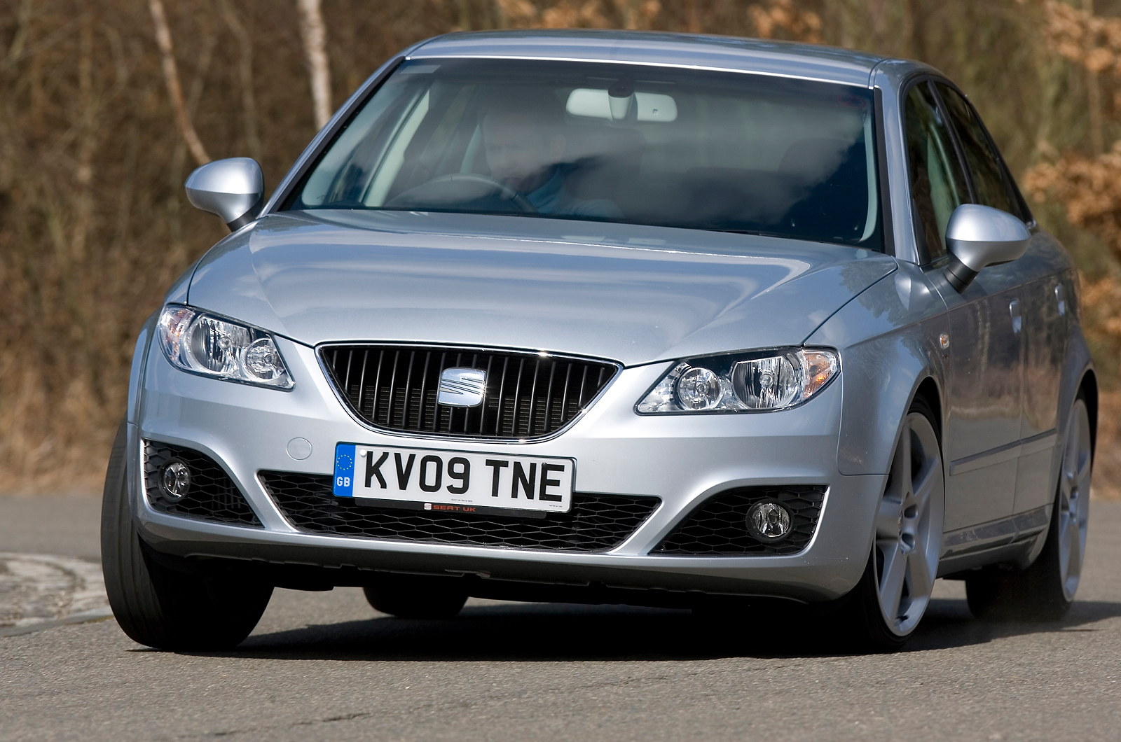 Seat Exeo hard cornering