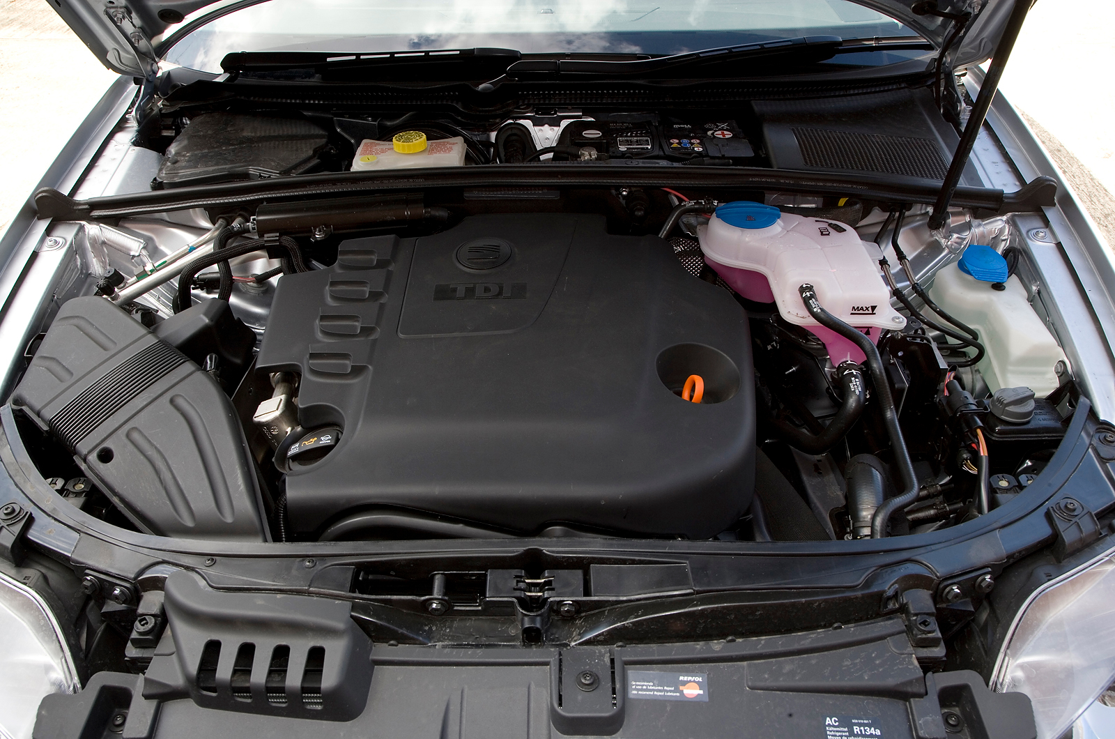 2.0-litre Seat Exeo diesel engine