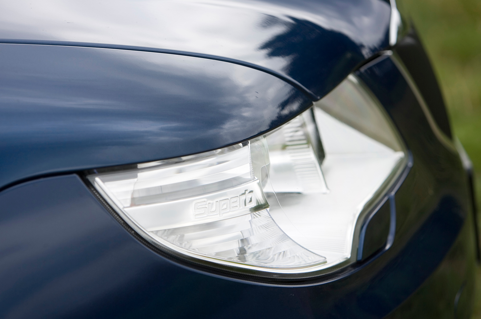 Skoda Superb headlight