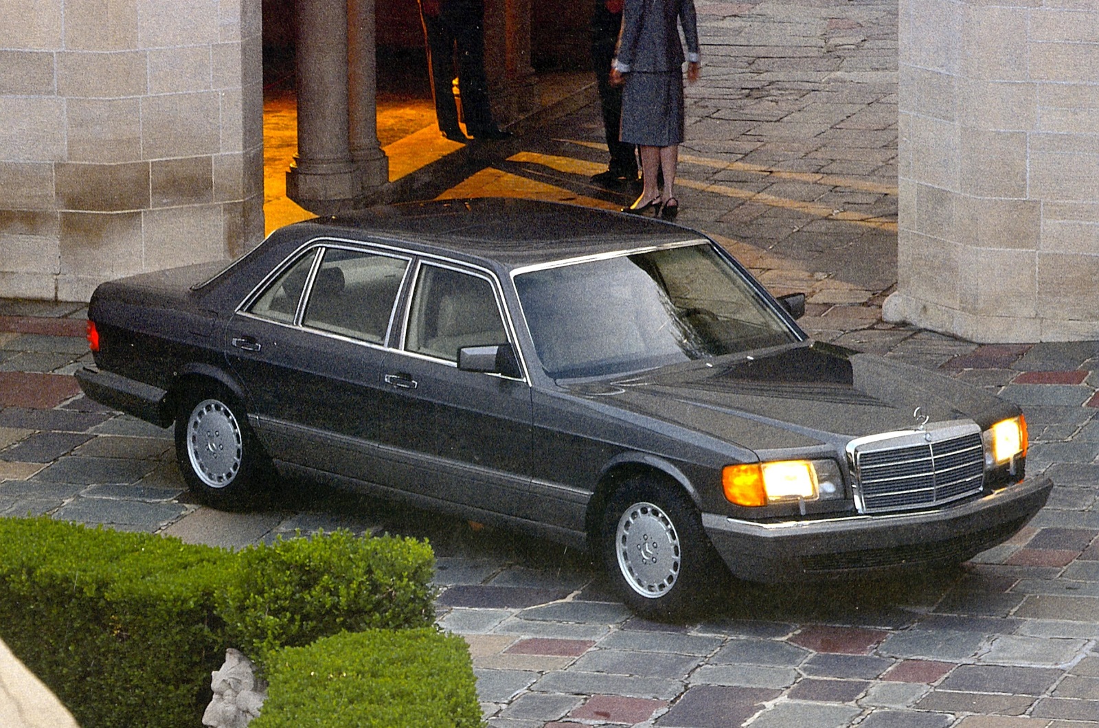 The Glory Days Of The Magnificently Over Engineered Mercedes Benz Autocar