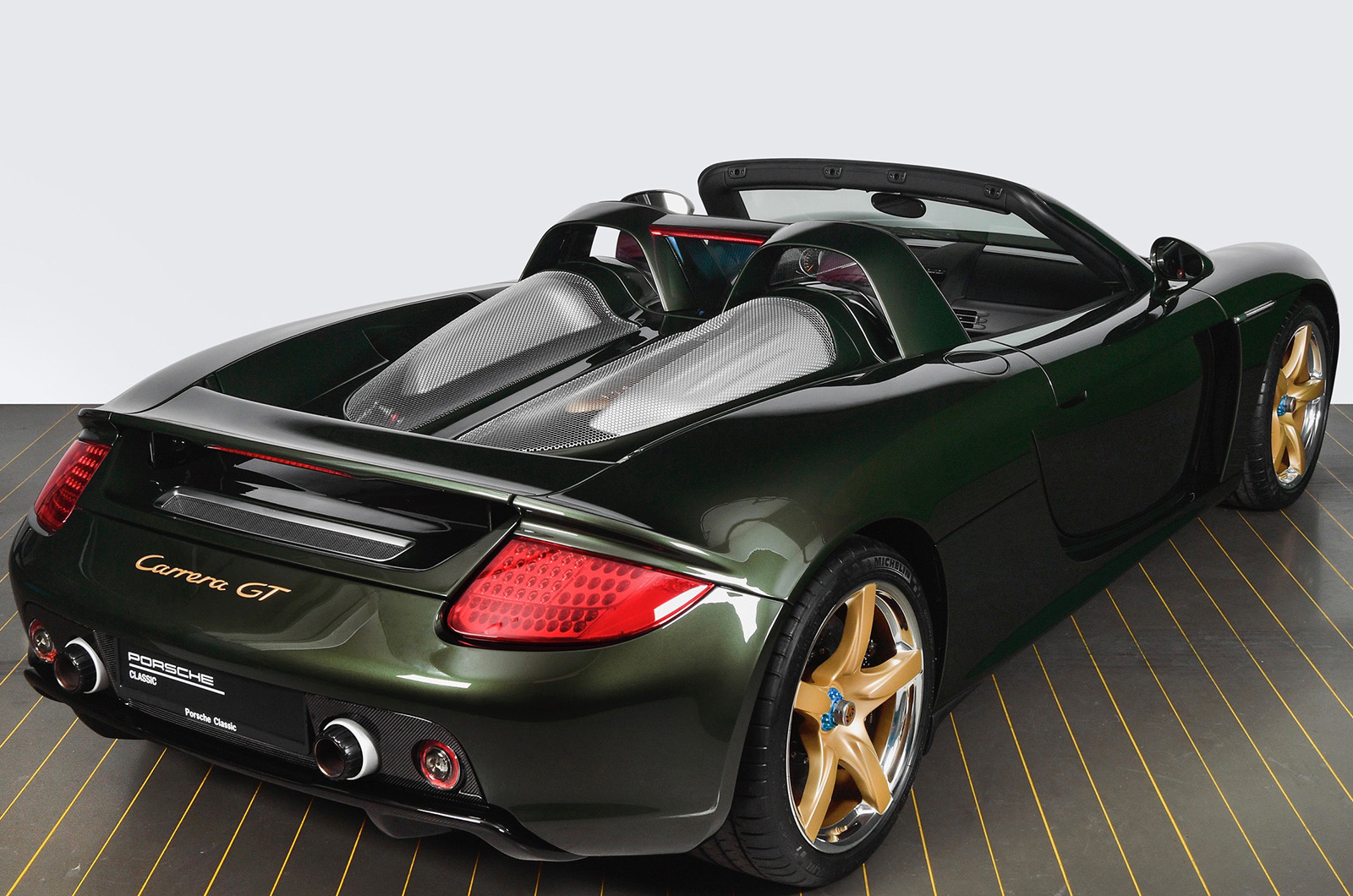 Porsche supercar rebuilt from scratch in unique style