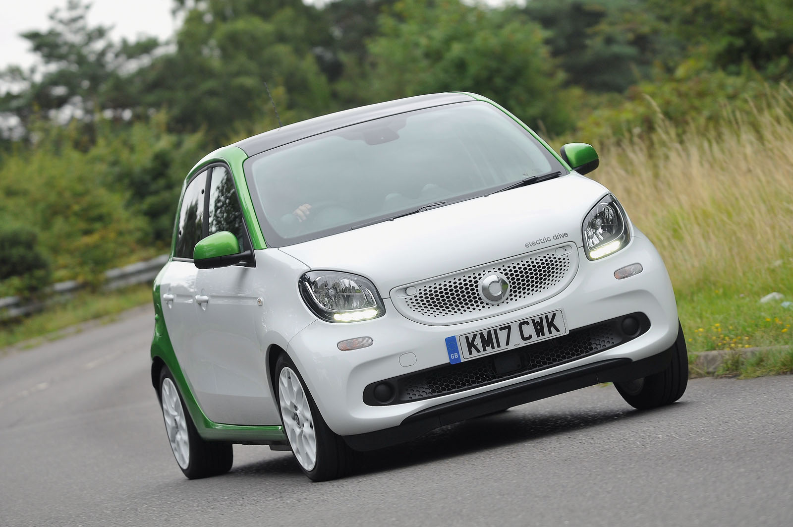 Smart Forfour Electric Drive cornering