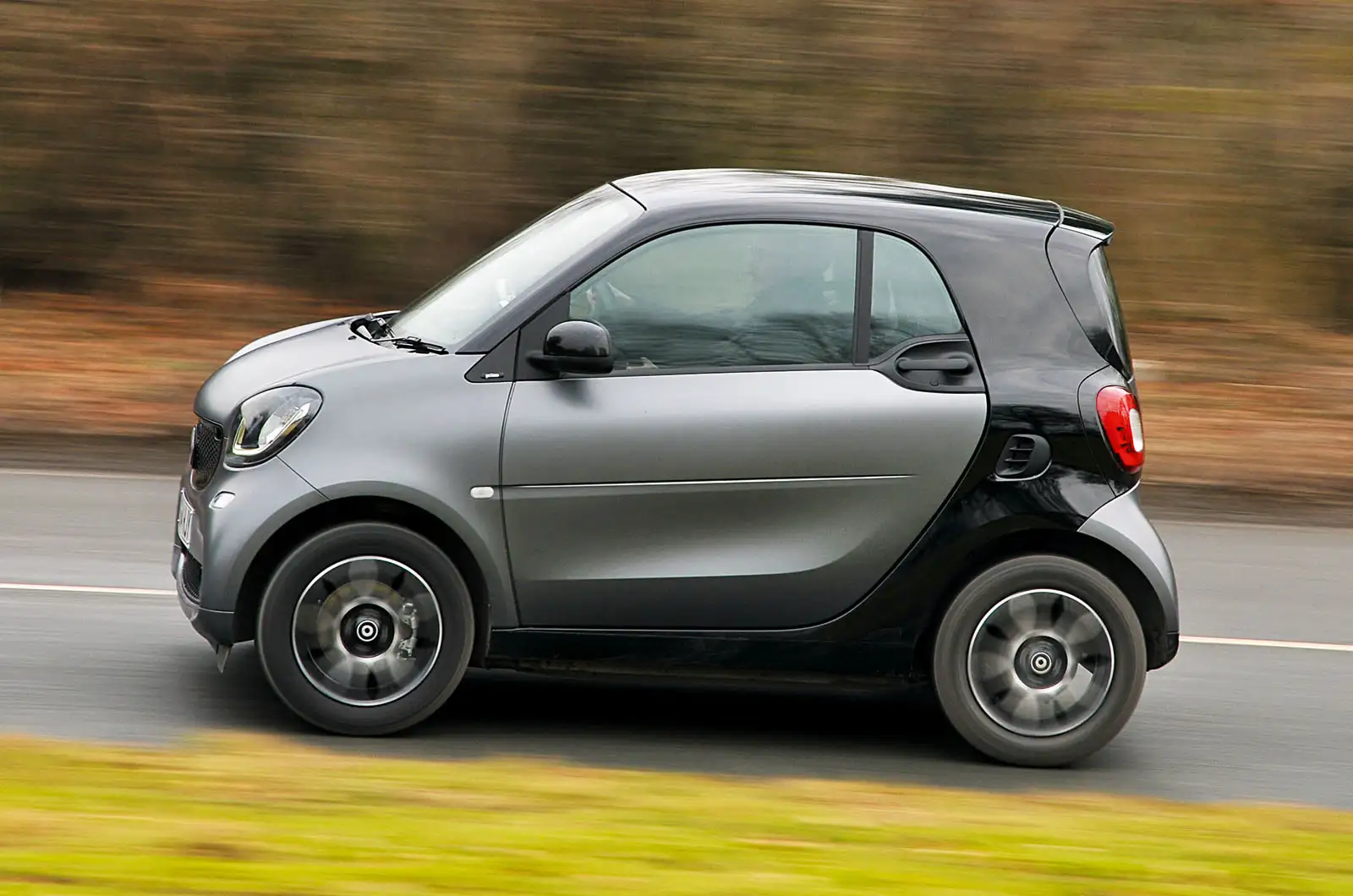 Smart fortwo электромобиль