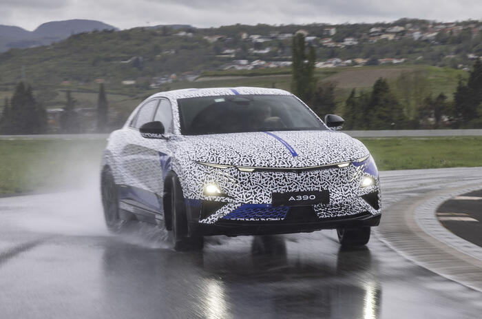 Alpine A390 prototype lead