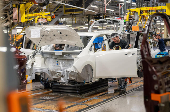 1 nissan sunderland plant trim