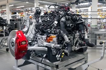 Bentley V8 hybrid system