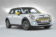 mini-e-2019-250620190054_1.jpg?itok=goEo