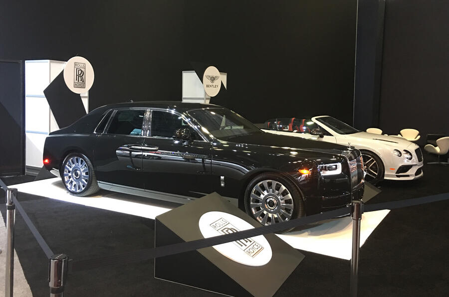 001 Rolls