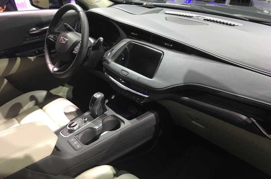 001 Xt4 int