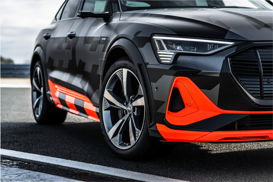 aria-label="1 audi e tron s sportback"