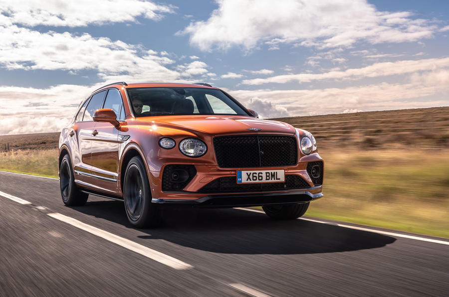 aria-label="1 bentley bentayga 2020 uk fd hero front 1"