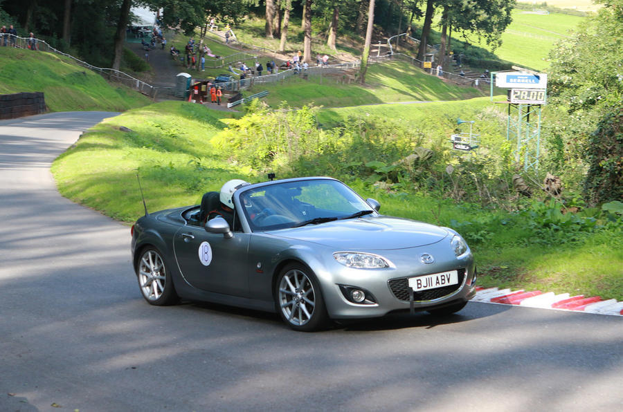 1 Mazda mx 5 front