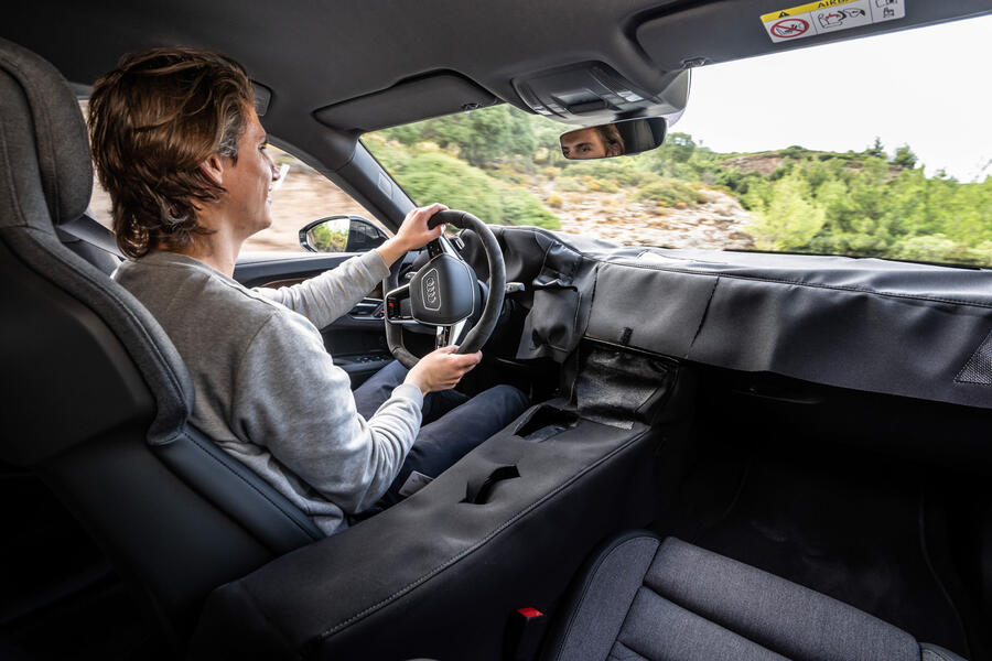 10 Audi e tron gt rs proto drive sd driving