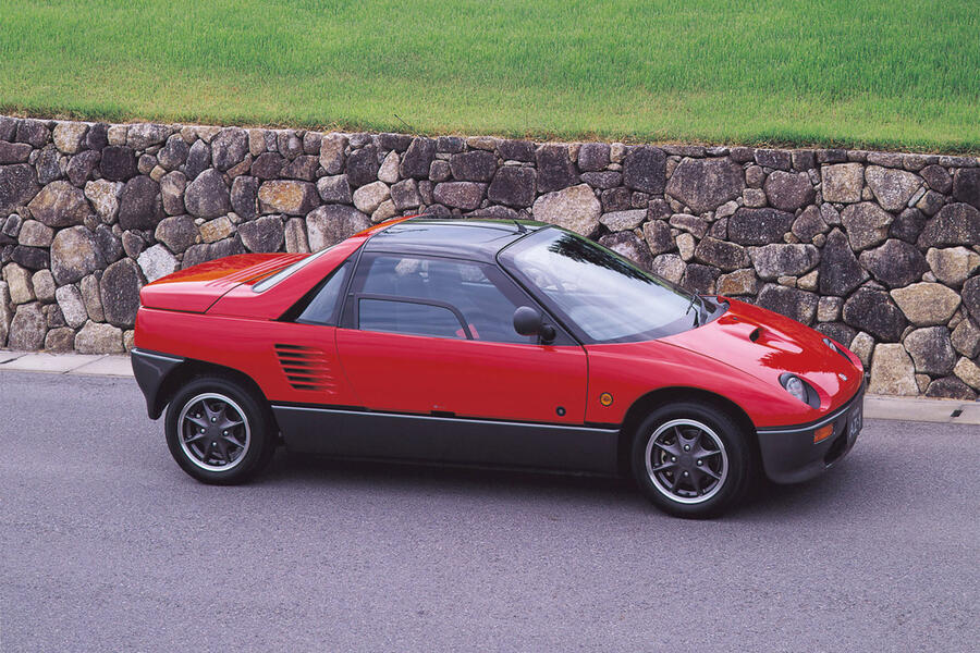 11 Autozam az 1