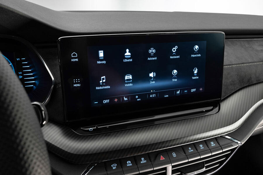 斯柯达Octavia vRS iV插电式混合动力车，热门车型价格从£35,020起