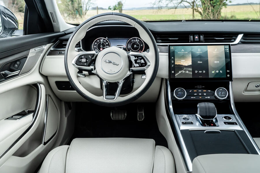 12-jaguar-xf-sportbrake-2021-uk-first-drive-review-dashboard.jpg?itok=iF-N0Jph