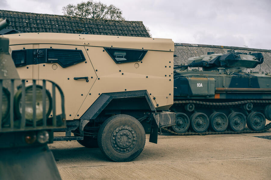 13 Sandcat olg 21 24