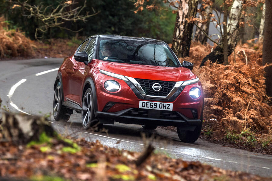 14 Nissan juke tracking front
