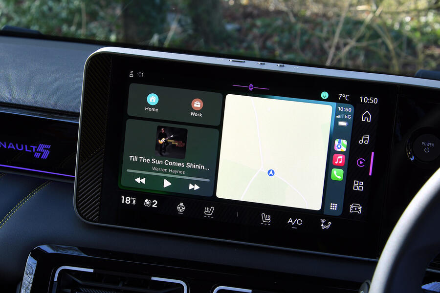 15 renault 5 2025 road test review infotainment carplay