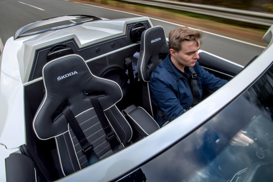 aria-label="15 skoda slavia interior"
