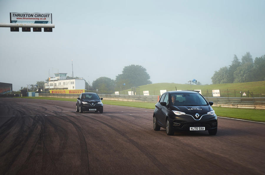 15 09 06 21 Mm hyper 014 0