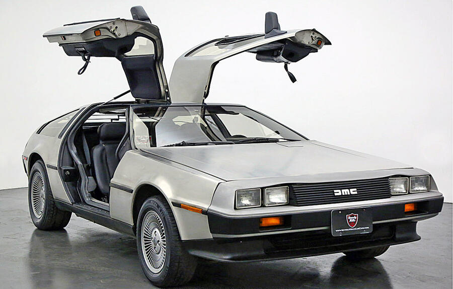15 Delorean dmc 12