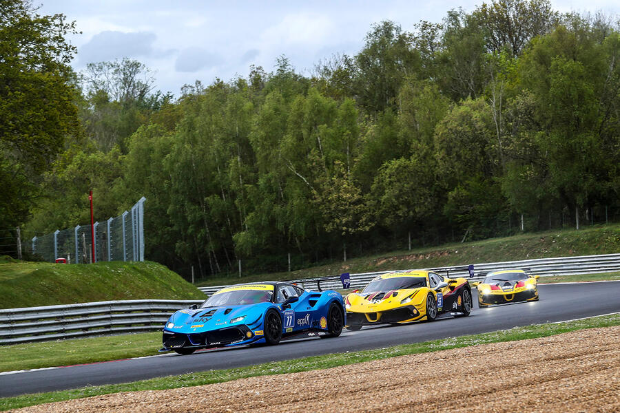 17 Ferrari challenge