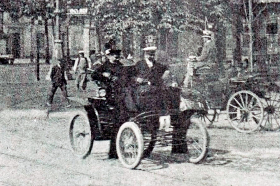 گزیده ای از آرشیو: آن روز در سال 1898