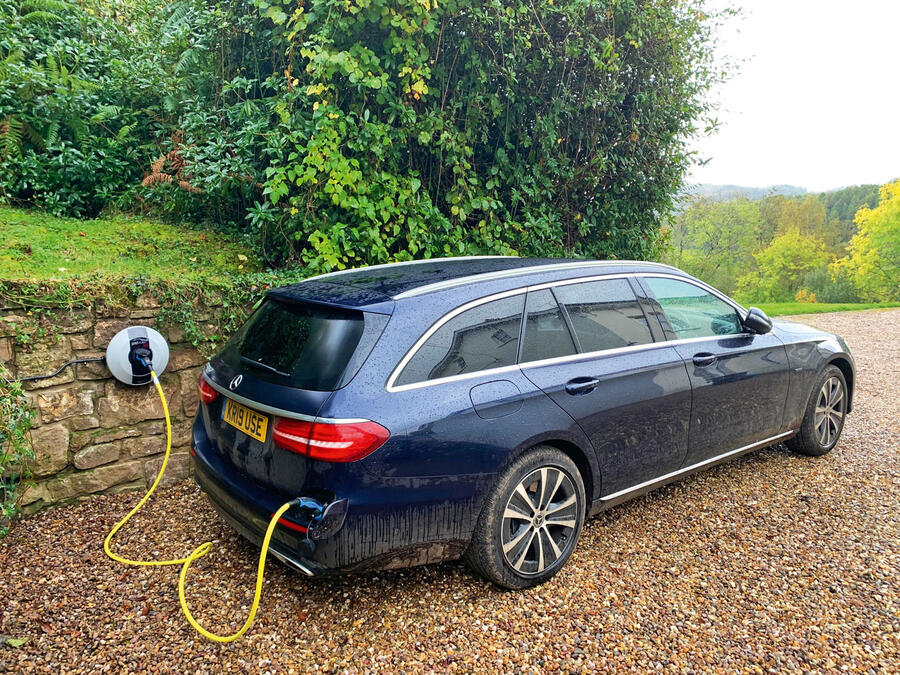 Mercedes Benz 00de Long Term Review Five Months With A Diesel Hybrid E Class Estate Autocar