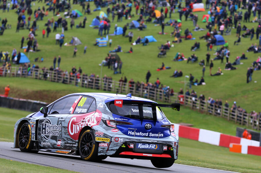 Btcc 2019 Turkington Takes Donington Double For Bmw Autocar