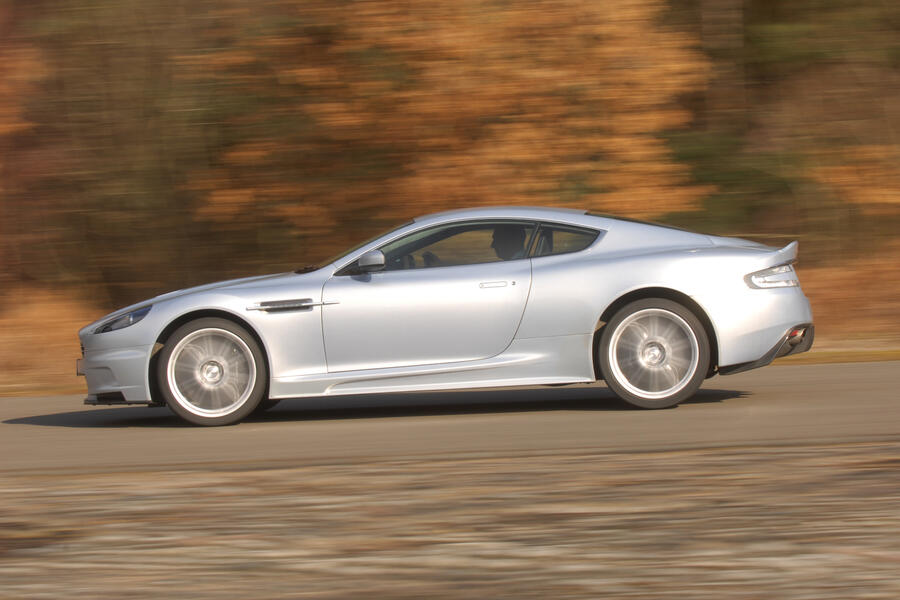 2 Aston martin dbs 2008 side tracking