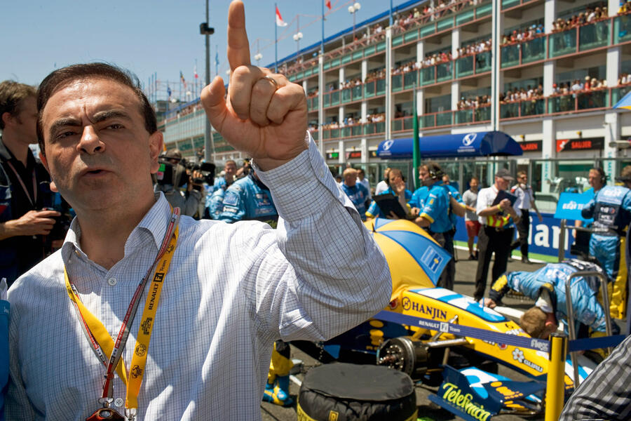 2 Carlos ghosn