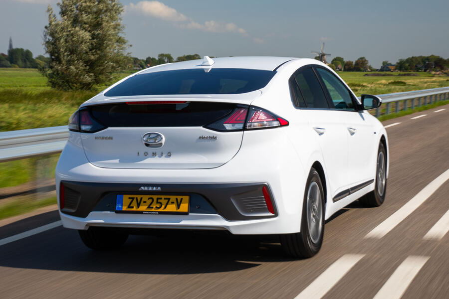 2019 hyundai ioniq clearance electric specs