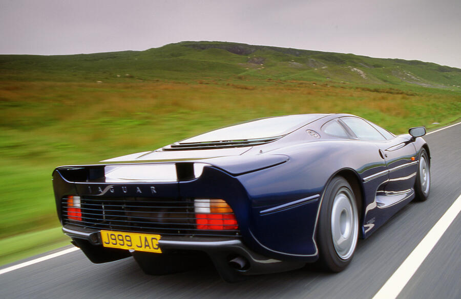 2 Jaguar xj220 hero rear