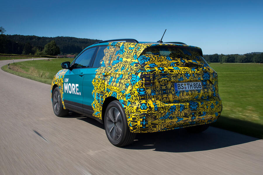 2-volkswagen-t-cross-prototype-2018-fd-hero-rear taciki.ru