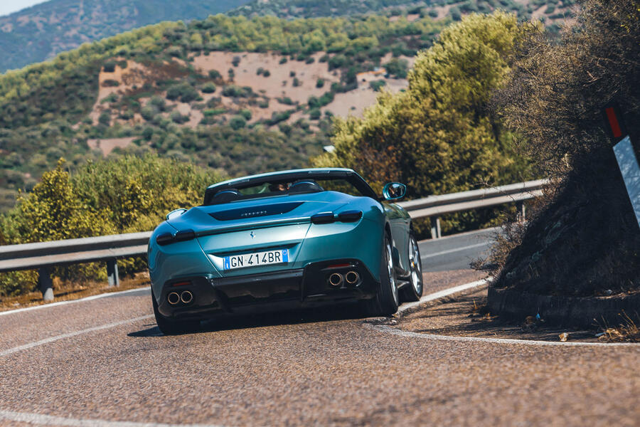 ferrari-roma-spider-fd-2023-rear-cornering