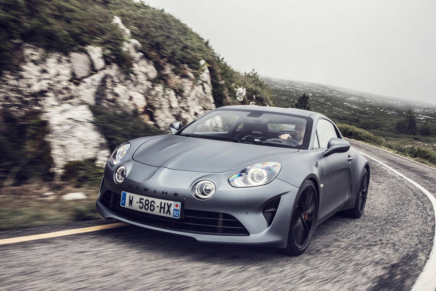 21 Alpine a110s 2019 fd cornering