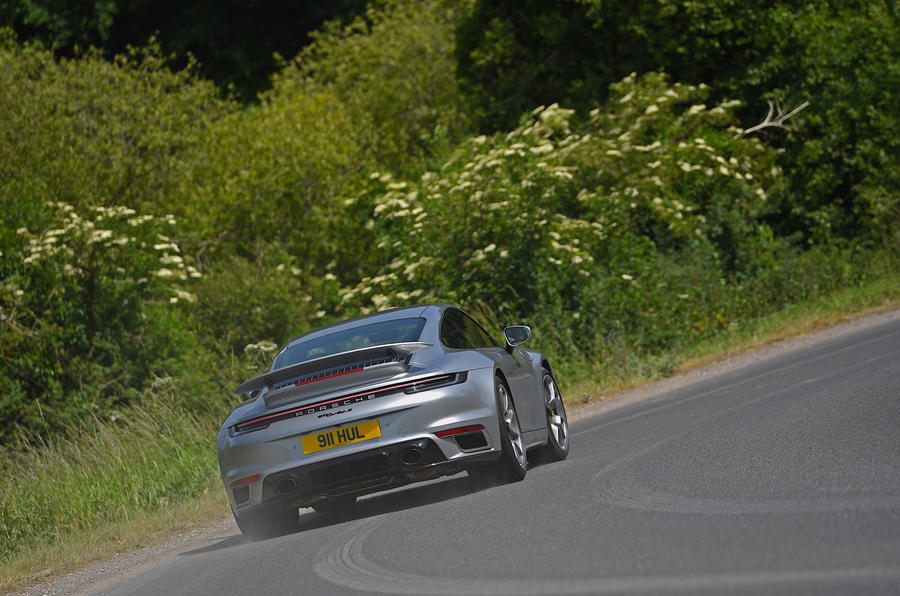 21 Porsche 911 turbo rt 2022 rear corner 0