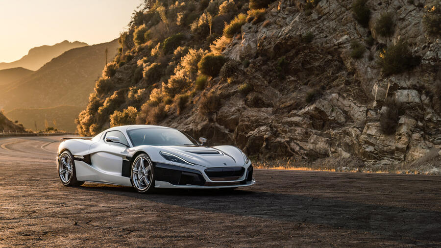 23 Rimac concept one front