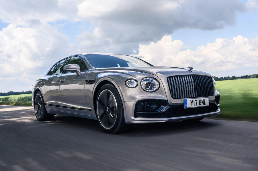 3 Bentley flying spur 2020 front tracking
